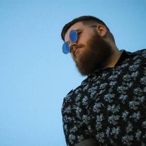 Meet your Posher, Connor